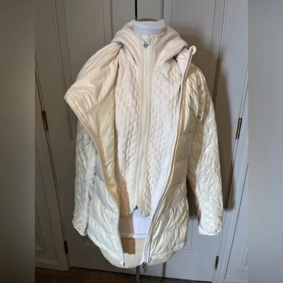 I'm Looking For Lululemon What The Fluff Down Jacket Size XS or Small - Picture 2 of 2